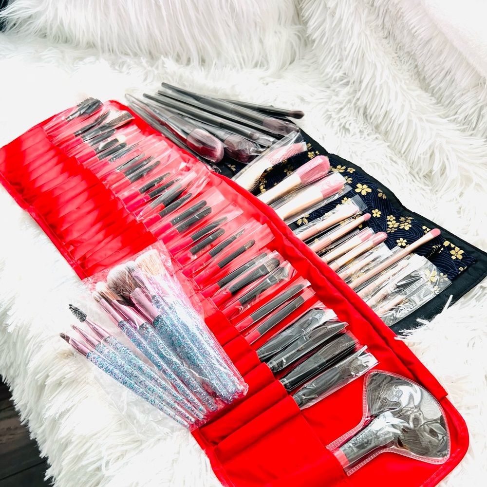 Makeup brushes tools 63 pieces